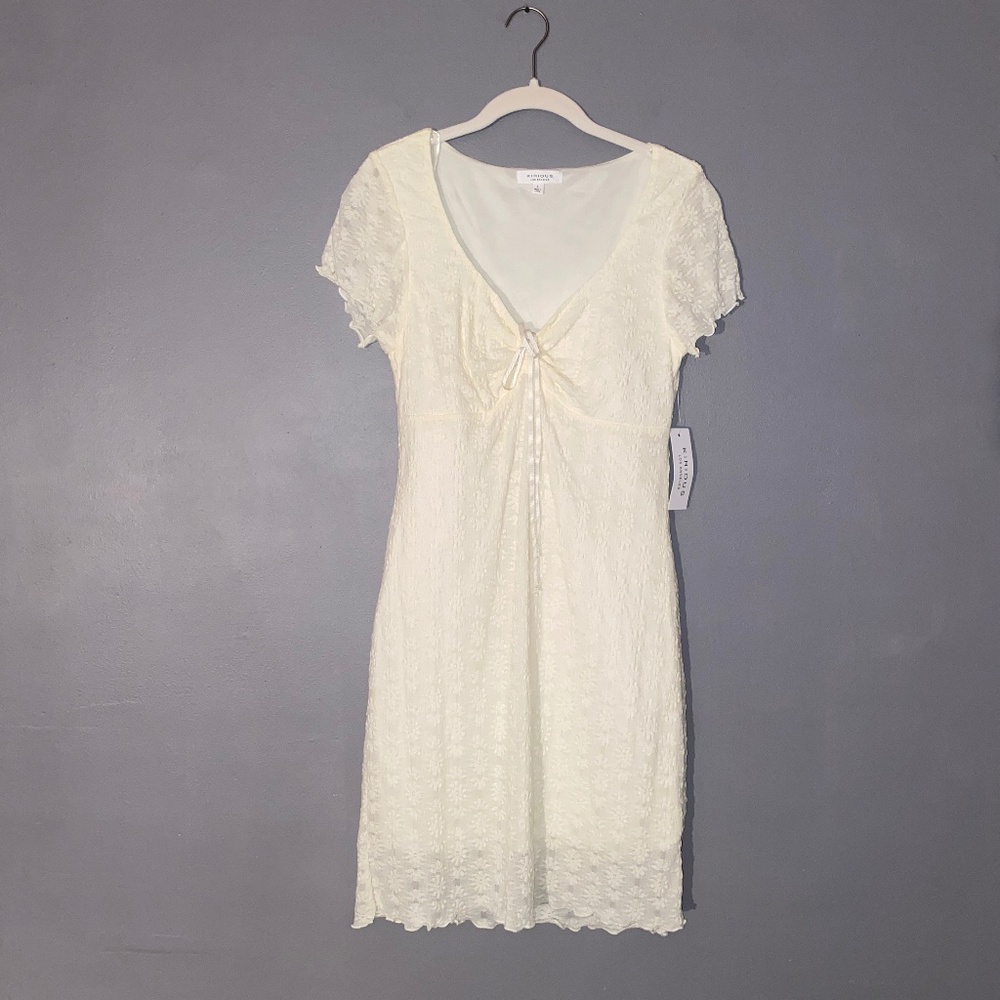 Cream KIRIOUS Lace Cinch Front Dress Cap Sleeve Large